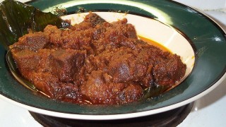 インドネシア料理 rendang daging sapi (ルンダン・ダギン・サピ)のレシピ